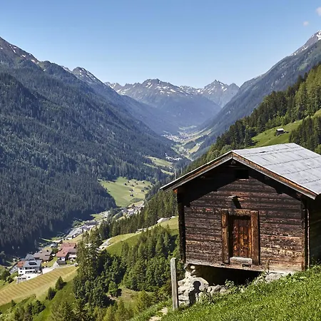 Garni Royal-1 By Interhome *