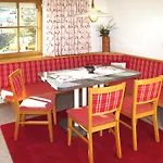 Lägenhet Garni Royal-1 By Interhome Kappl (Landeck)